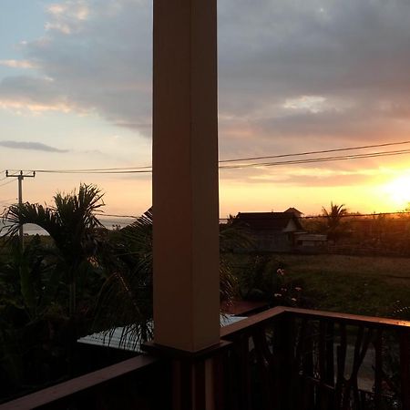 Kelapa Surf Villa Pulukan Ngoại thất bức ảnh