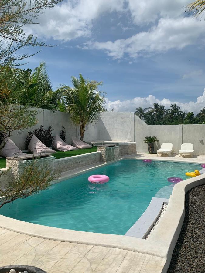 Kelapa Surf Villa Pulukan Ngoại thất bức ảnh